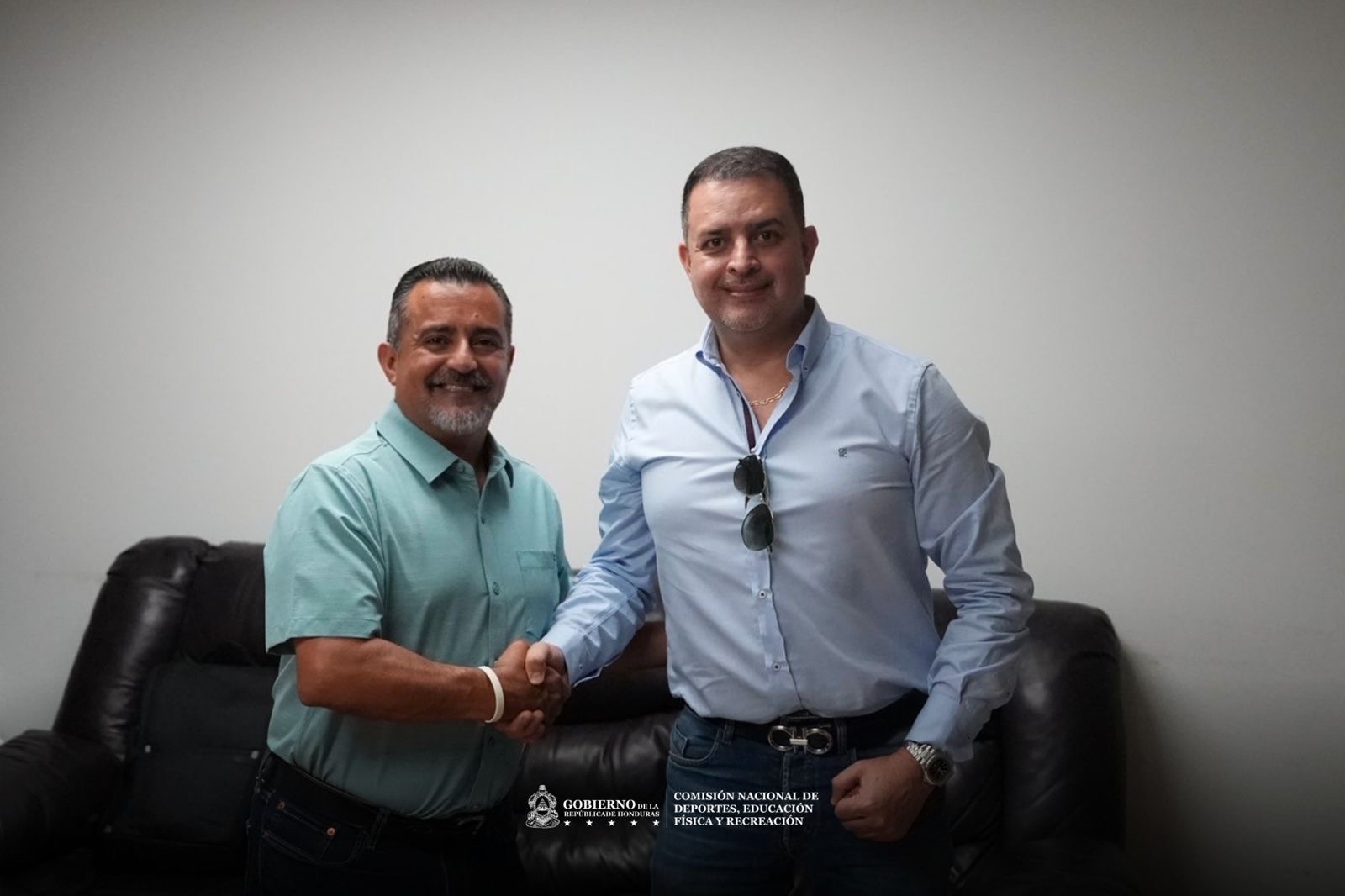 El diputado Roy Cruz visita las instalaciones de CONDEPOR